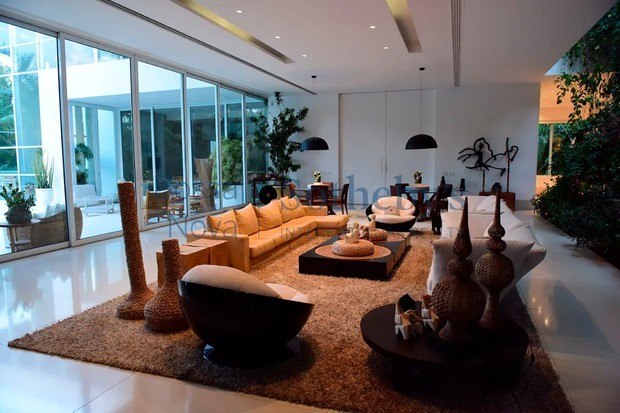 Mansão de Xuxa está à venda por R$ 45 milhões em site no exterior - Fotos - R7 Famosos e TV